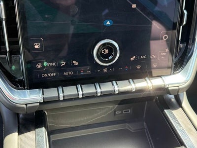 2025 GMC Yukon Elevation