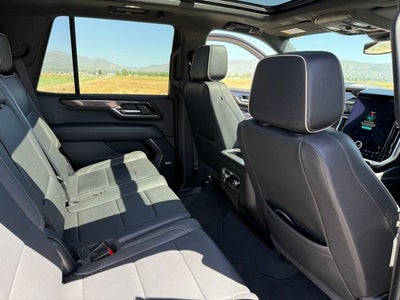 2025 GMC Yukon Elevation