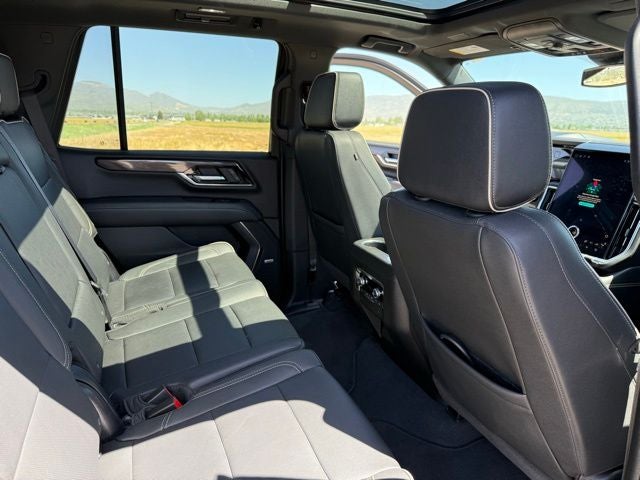 2025 GMC Yukon Elevation