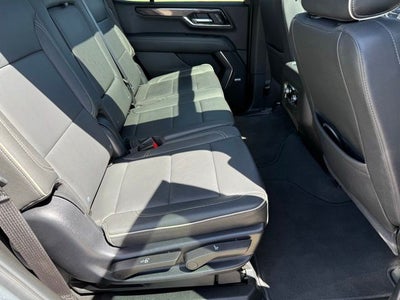 2025 GMC Yukon Elevation