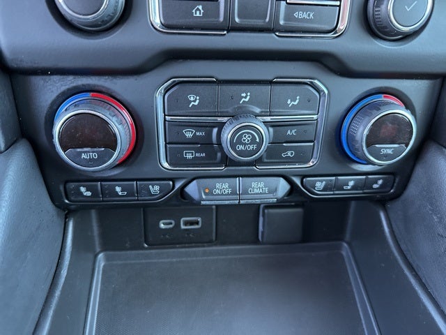 2021 Chevrolet Suburban High Country