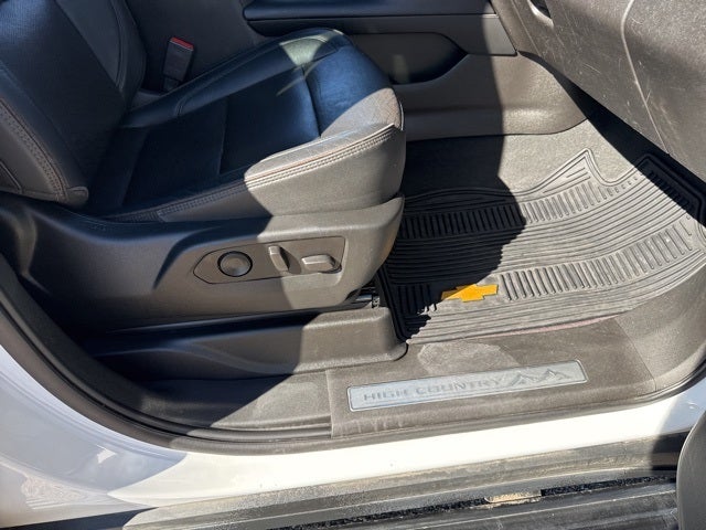 2021 Chevrolet Suburban High Country