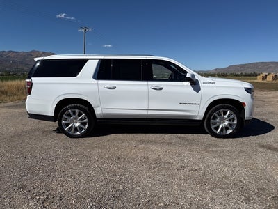 2021 Chevrolet Suburban High Country