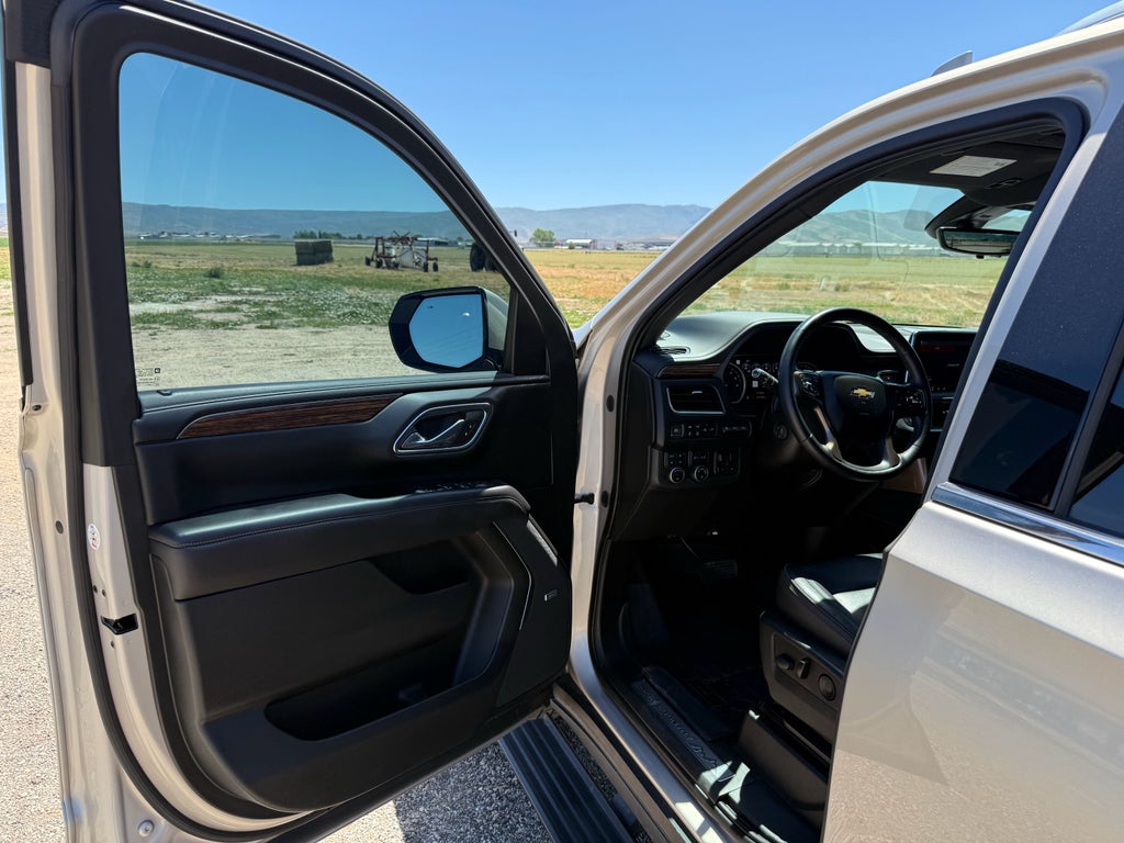 2021 Chevrolet Suburban High Country