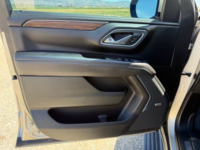2021 Chevrolet Suburban High Country