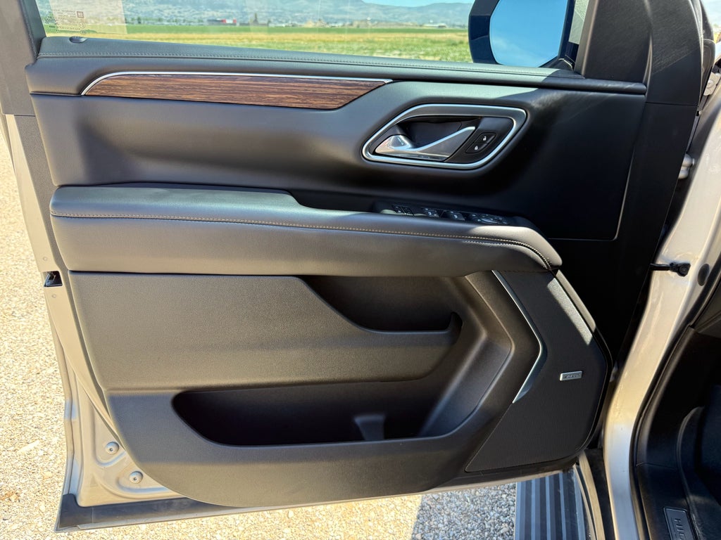 2021 Chevrolet Suburban High Country