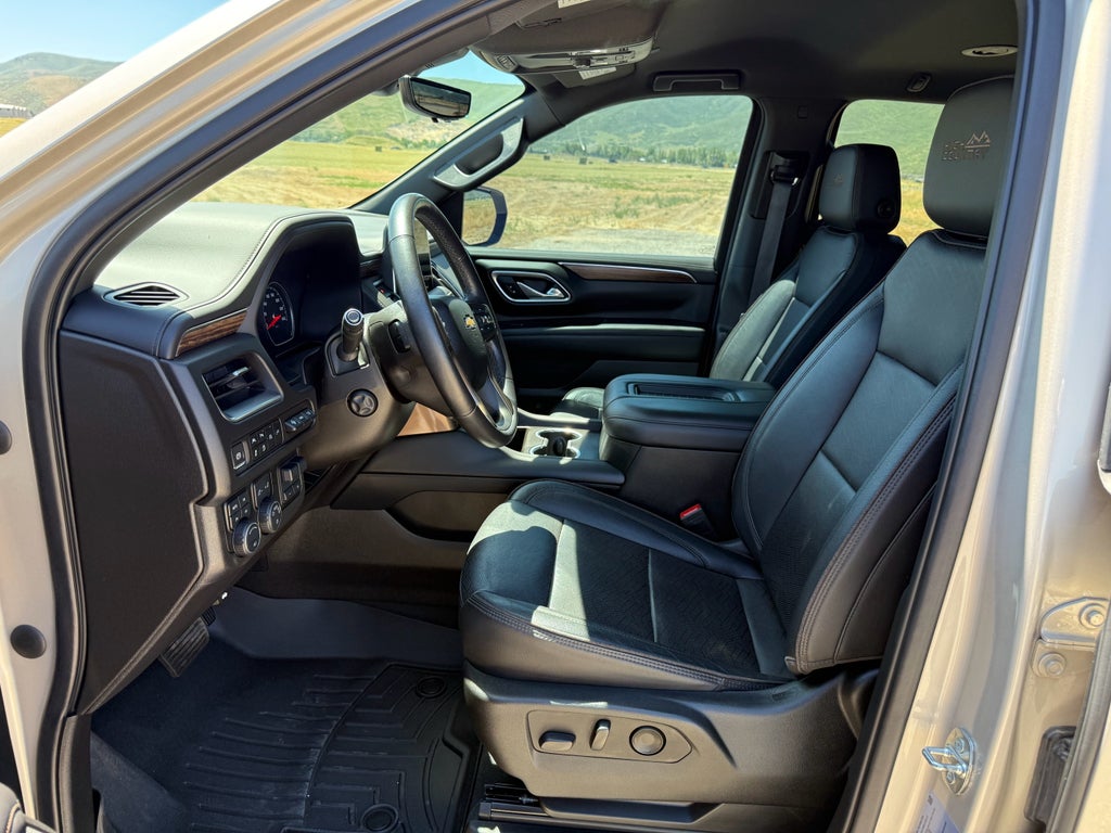 2021 Chevrolet Suburban High Country