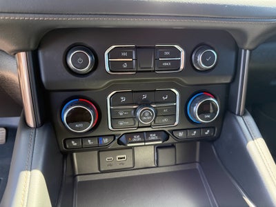 2021 Chevrolet Suburban High Country