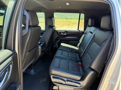 2021 Chevrolet Suburban High Country