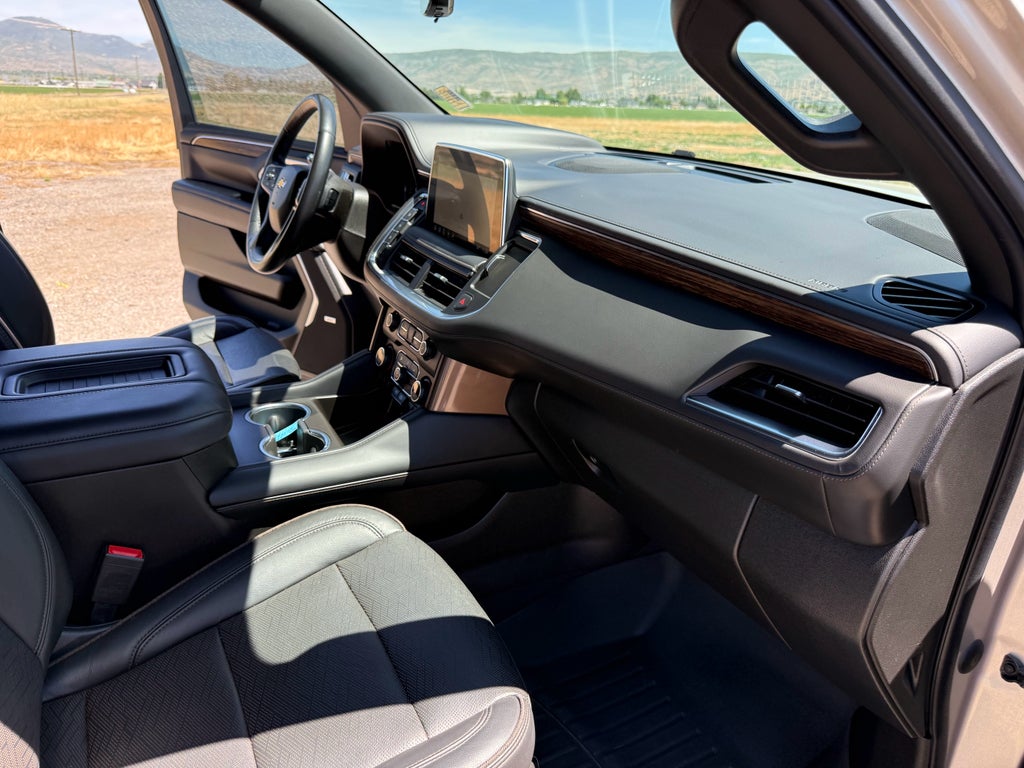 2021 Chevrolet Suburban High Country
