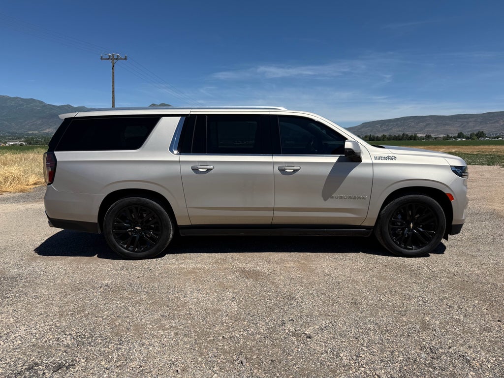 2021 Chevrolet Suburban High Country