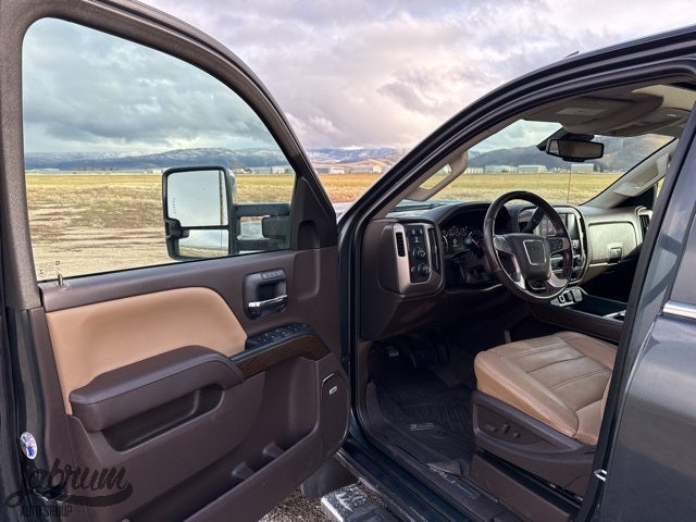 2017 GMC Sierra 3500HD Denali