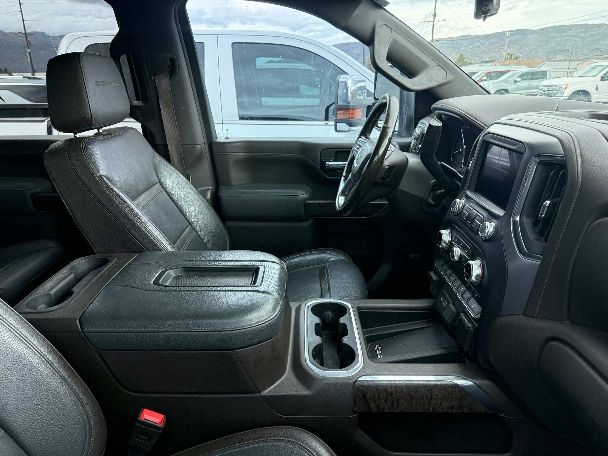 2020 GMC Sierra Denali