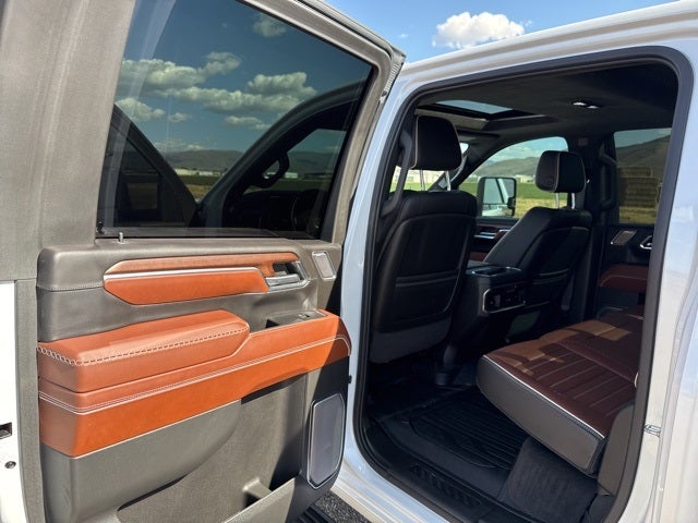 2024 GMC Sierra 3500HD Denali Ultimate