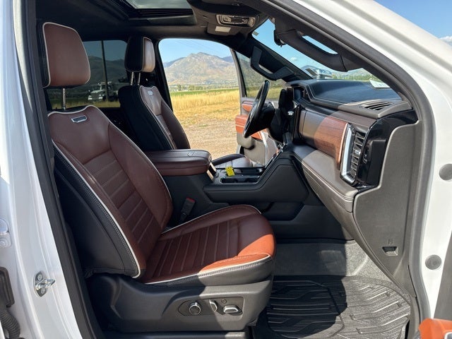 2024 GMC Sierra 3500HD Denali Ultimate