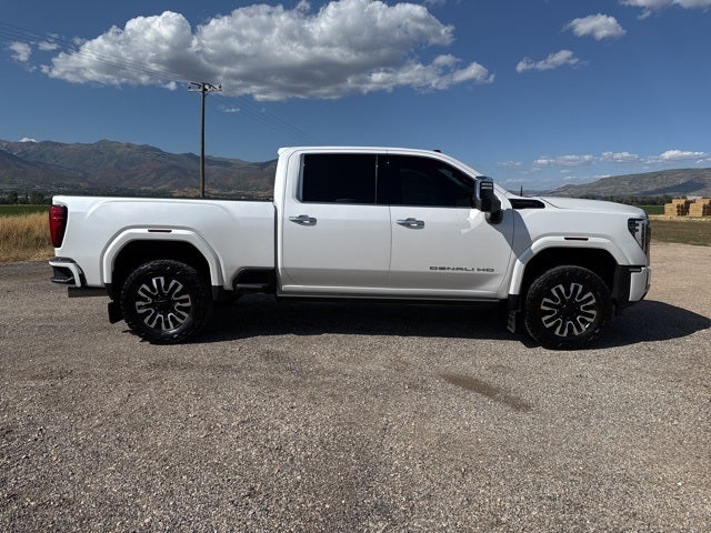 2024 GMC Sierra 3500HD Denali Ultimate