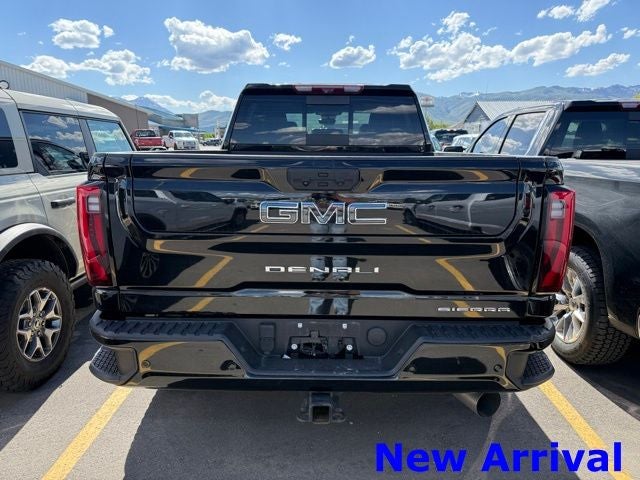 2024 GMC Sierra 3500HD Denali Ultimate