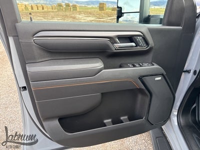 2025 GMC Sierra 3500HD AT4