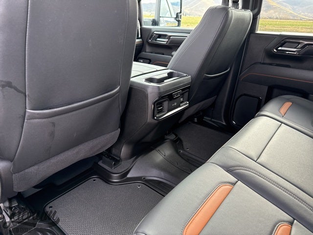 2025 GMC Sierra 3500HD AT4
