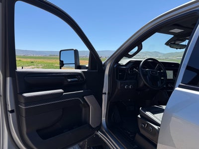 2025 GMC Sierra 2500HD AT4X