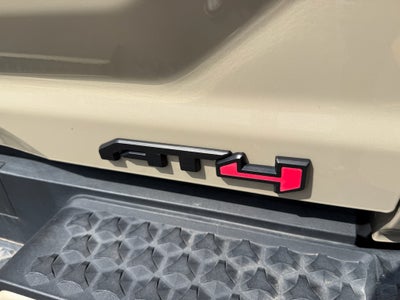 2024 GMC Canyon 4WD AT4
