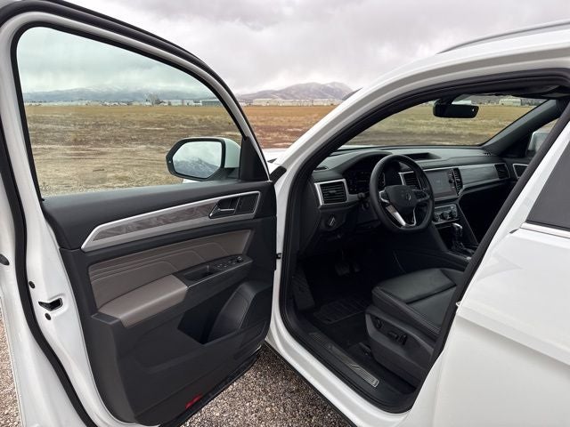 2022 Volkswagen Atlas Cross Sport 2.0T SE w/Technology