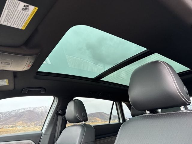 2022 Volkswagen Atlas Cross Sport 2.0T SE w/Technology