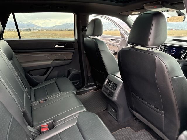 2022 Volkswagen Atlas Cross Sport 2.0T SE w/Technology