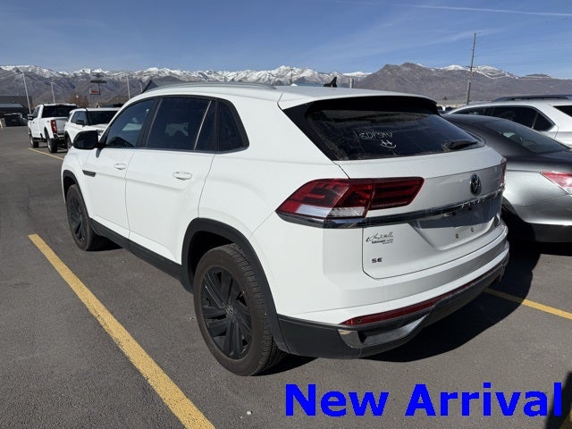 2022 Volkswagen Atlas Cross Sport 2.0T SE w/Technology