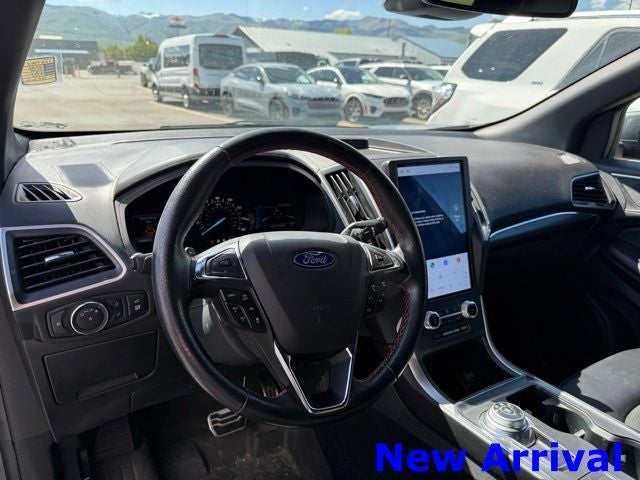 2022 Ford Edge ST Line