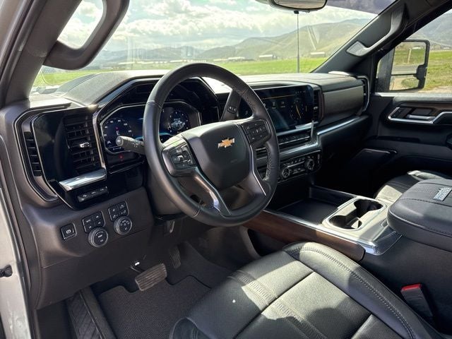 2024 Chevrolet Silverado 2500HD High Country