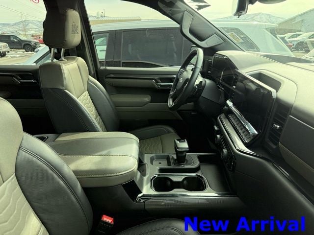 2025 Chevrolet Silverado 1500 ZR2