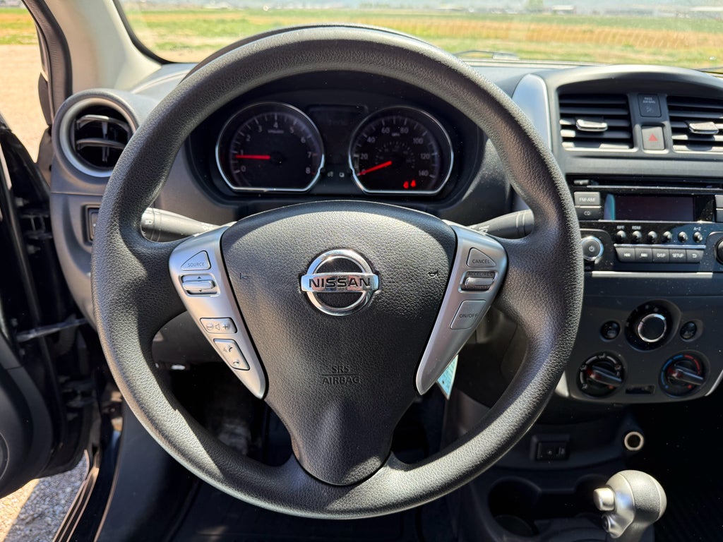2017 Nissan Versa SV