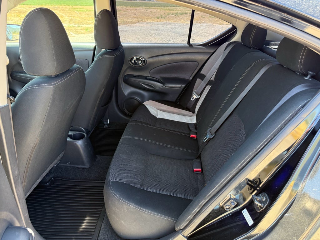 2017 Nissan Versa SV
