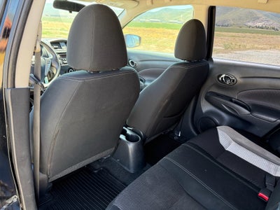 2017 Nissan Versa SV