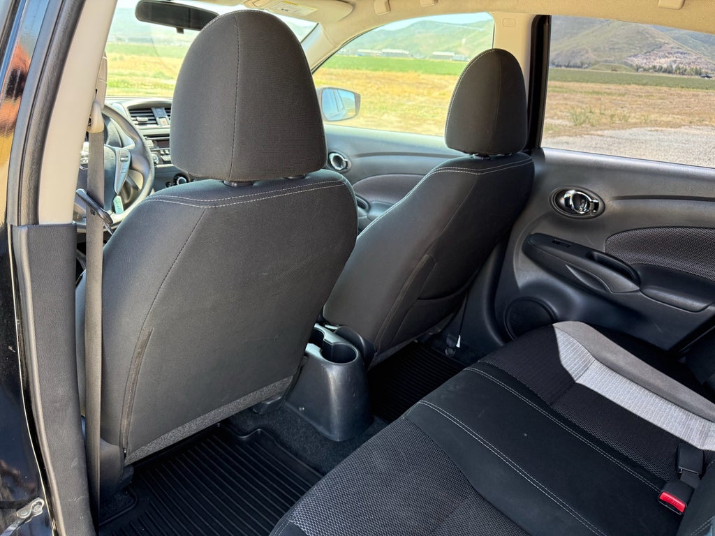 2017 Nissan Versa SV