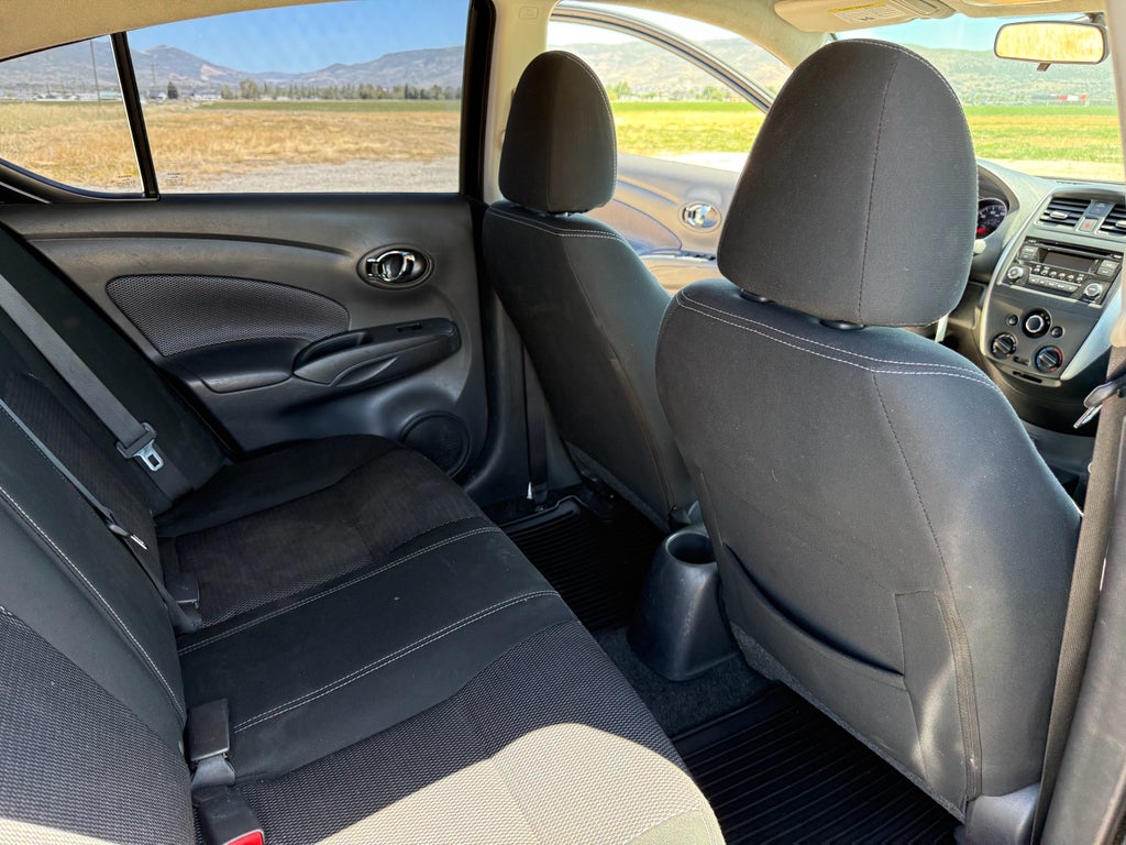 2017 Nissan Versa SV