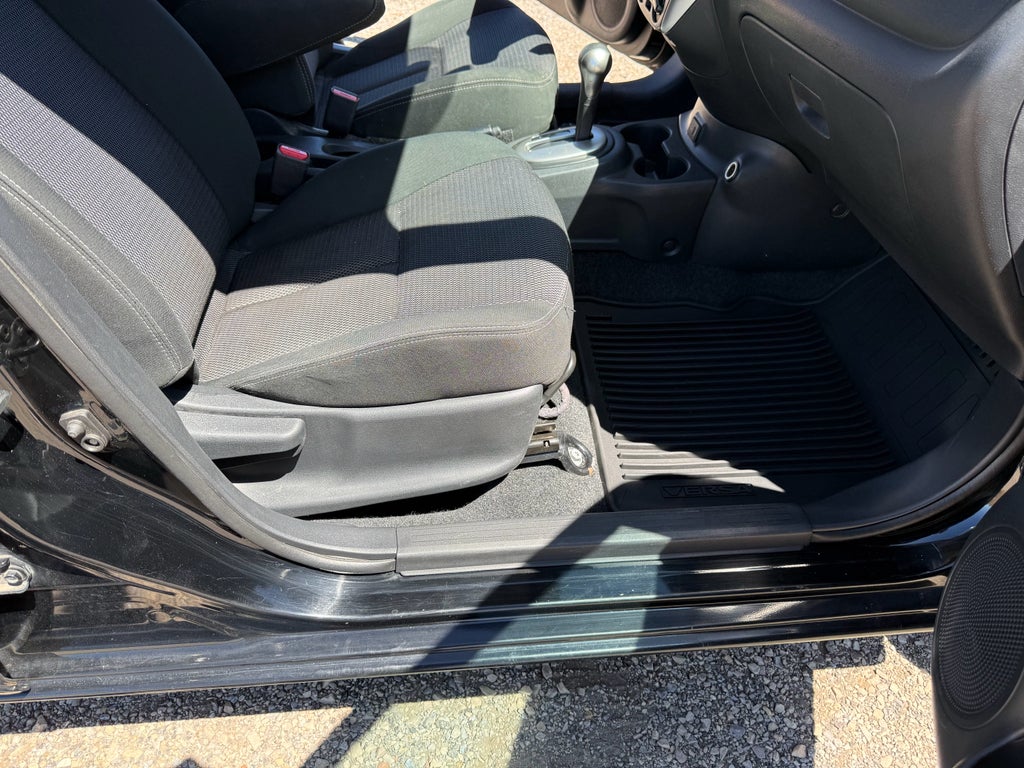 2017 Nissan Versa SV