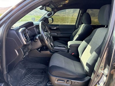 2022 Toyota Tacoma TRD Off-Road V6