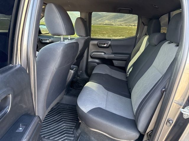 2022 Toyota Tacoma TRD Off-Road V6