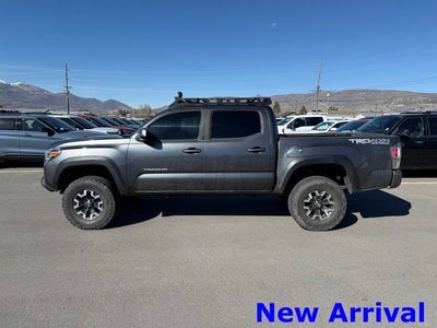 2022 Toyota Tacoma TRD Off-Road V6