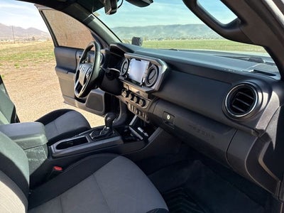 2022 Toyota Tacoma TRD Off-Road V6