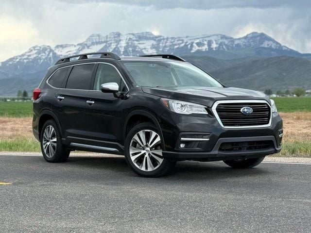 2019 Subaru Ascent Touring's photo
