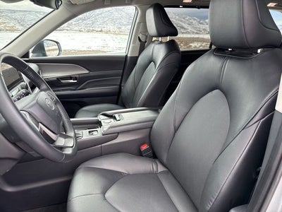 2025 Toyota Grand Highlander XLE