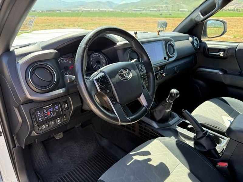 2020 Toyota Tacoma TRD Sport