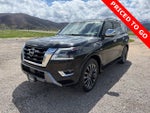 2022 Nissan Armada Platinum