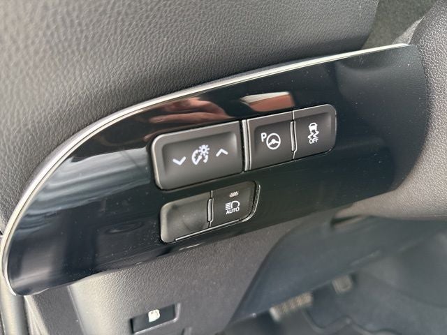 2022 Toyota Prius LE AWD-e