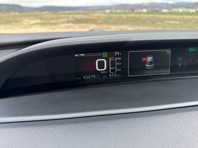 2022 Toyota Prius LE AWD-e