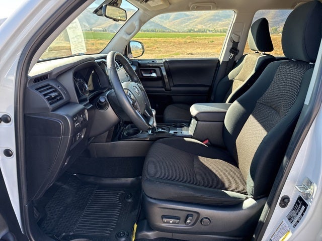 2024 Toyota 4Runner TRD Off-Road