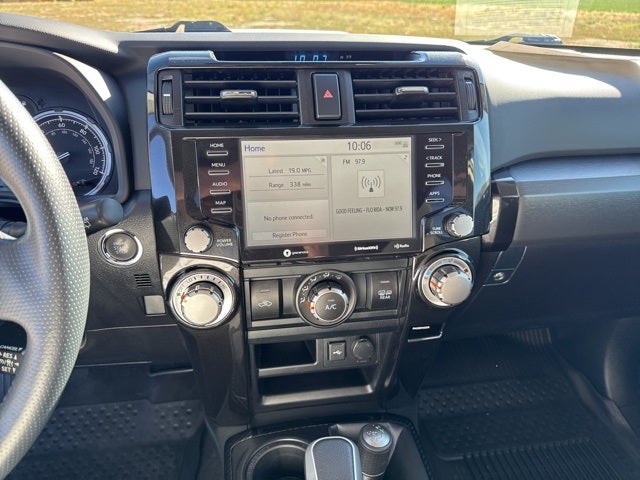 2024 Toyota 4Runner TRD Off-Road